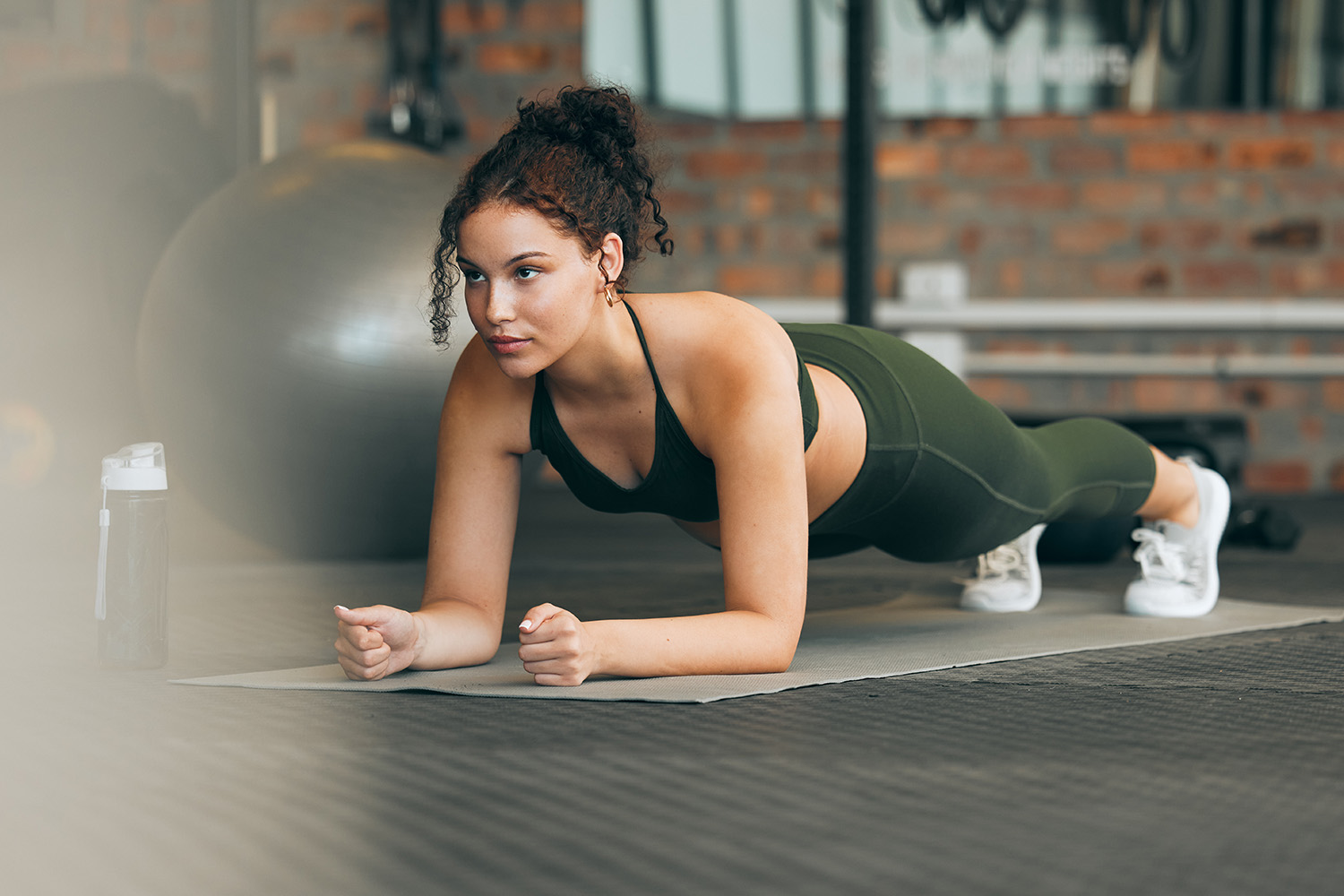 You are currently viewing 5 Core Exercises You Need in Your Workout