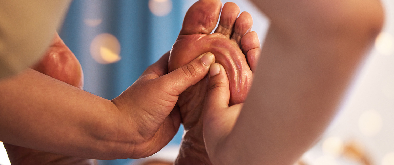 The Benefits of Reflexology for Stress Relief and Mental Well-Being